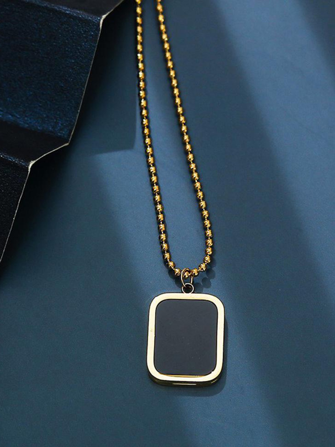 

MYKI Gold-Plated Square Pendants with Chains