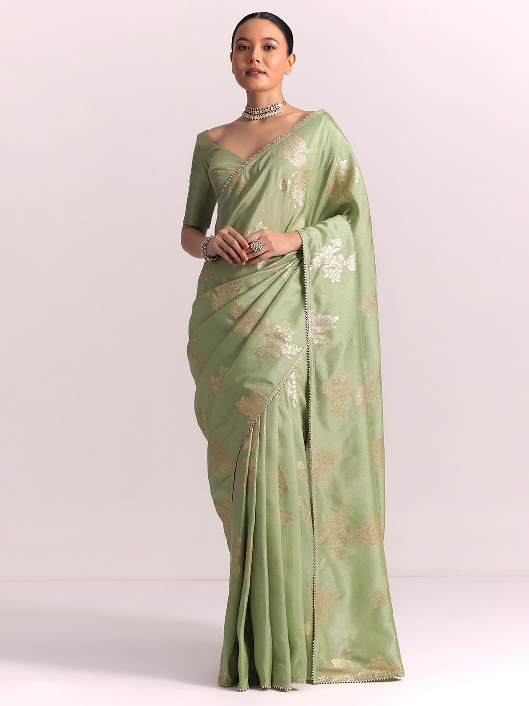 

KALKI Fashion Woven Design Zari Saree with Blouse Piece, Green