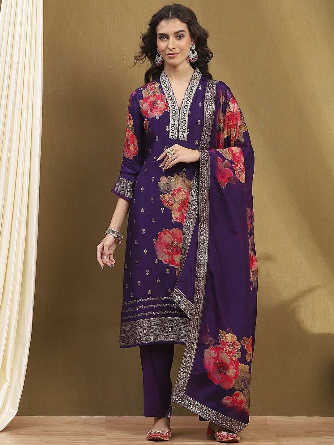 

Biba Floral Printed Regular Kurta with Trousers & Dupatta, Purple