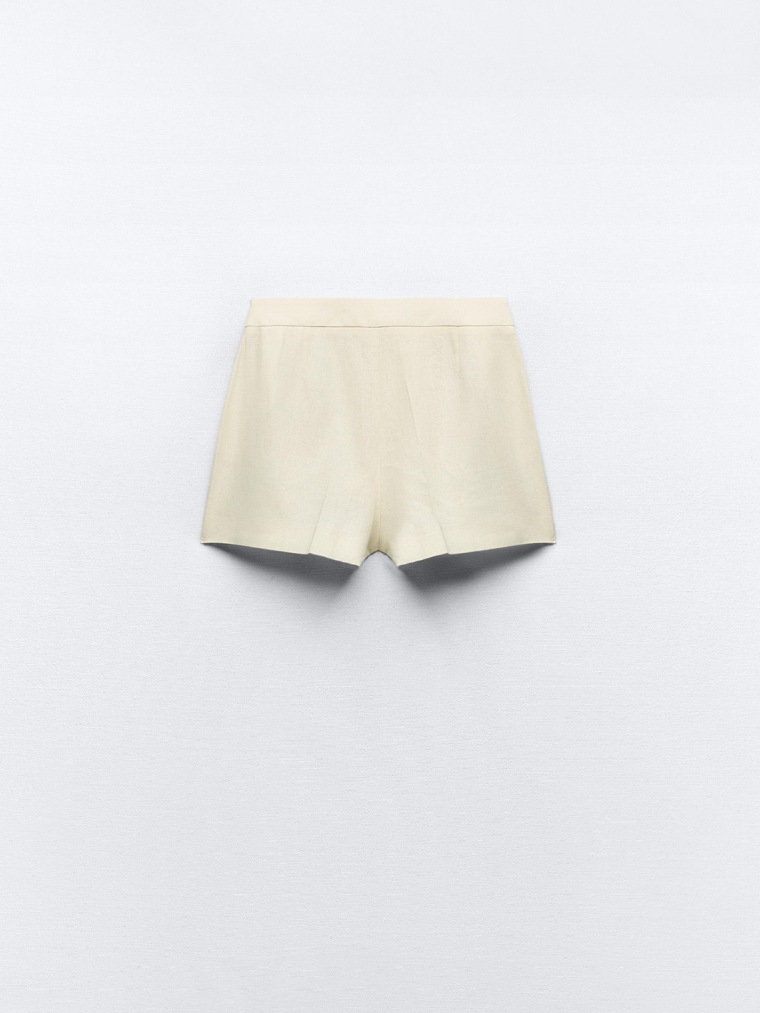 

ZARA Women Beige Shorts