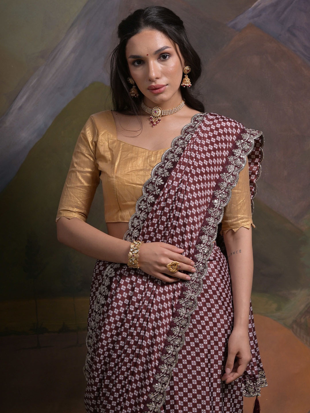 

Sangria Floral Printed Embellished Saree With Blouse, Maroon