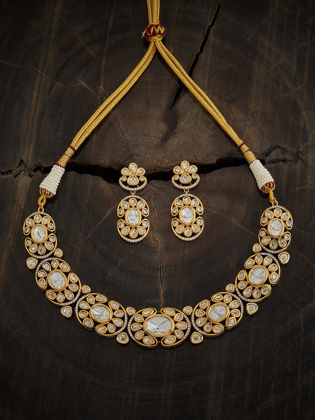 

Kushal's Fashion Jewellery Women Floral Kundan-Studded Jewellery Set, Gold