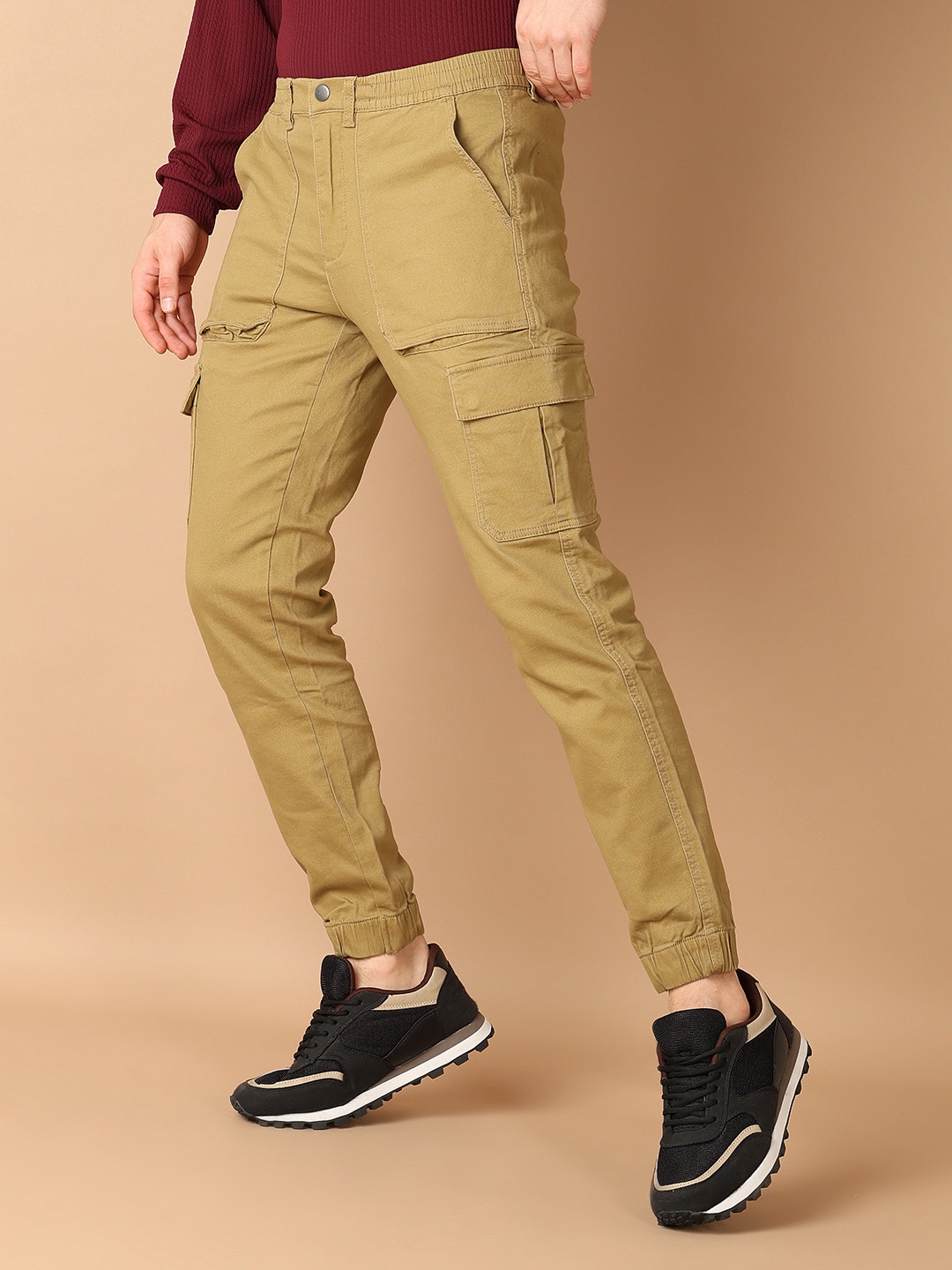 

V-Mart Men Cotton Regular Fit Cargos Trousers, Khaki