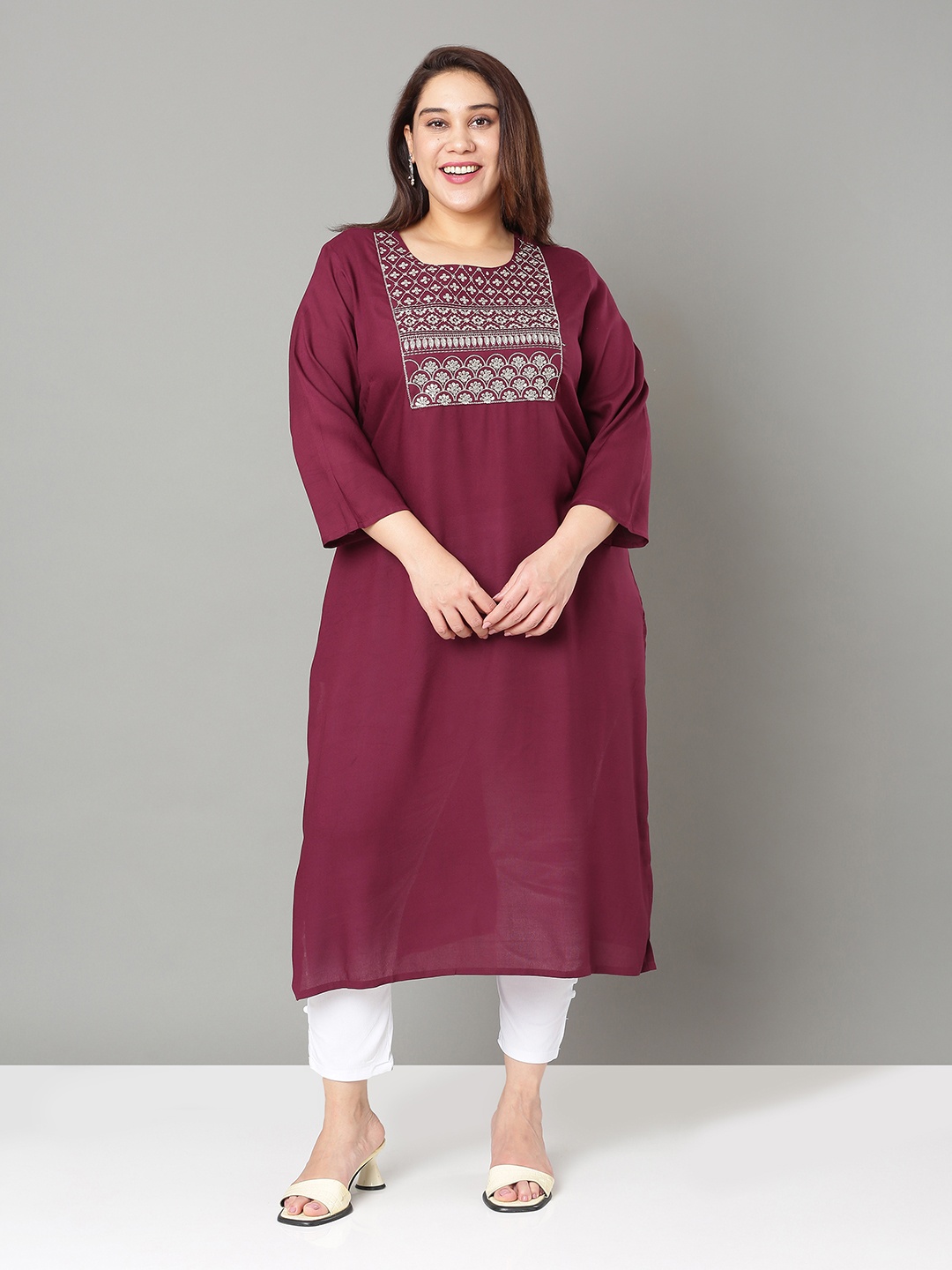 

Sztori Plus Size Floral Yoke Design Thread Work Straight Kurta, Maroon