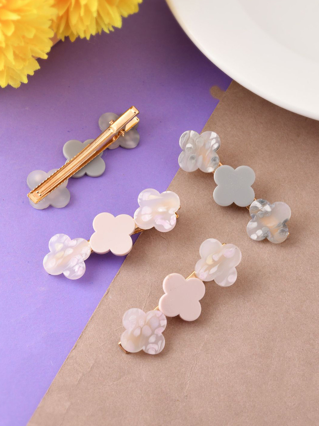 

Silvermerc Designs Set Of 4 Embellished Alligator Hair Clip, Cream