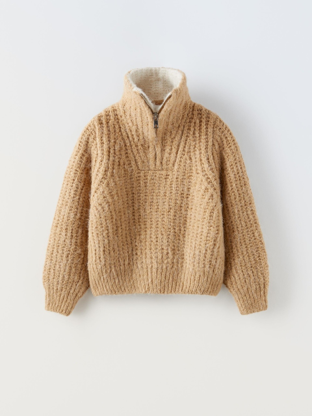 

ZARA Girls Sweaters, Na