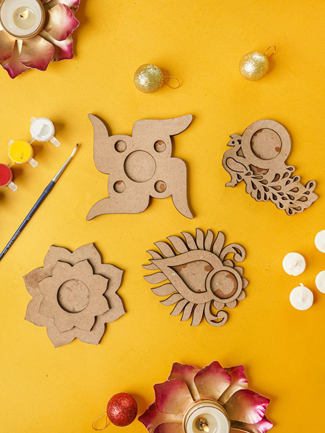 

ilearnngrow Set Of 4 DIY Tea Light Candle Holder, Yellow