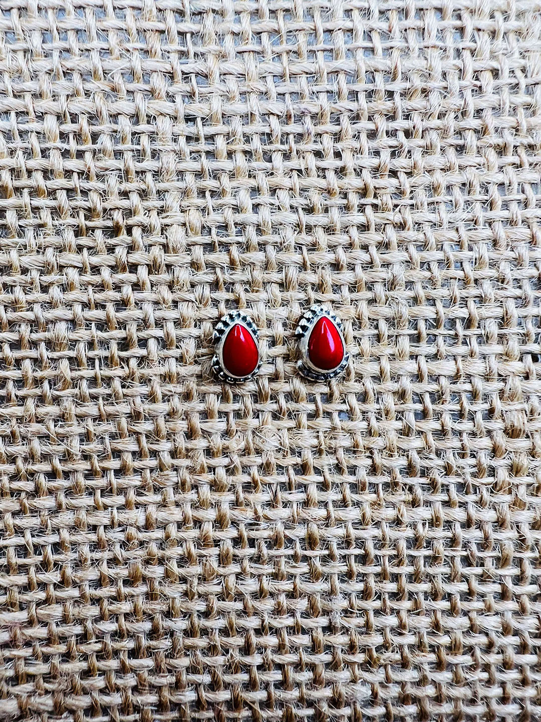 

Arte Jewels Sterling Silver Citrine Studded Contemporary Oxidised Studs, Red