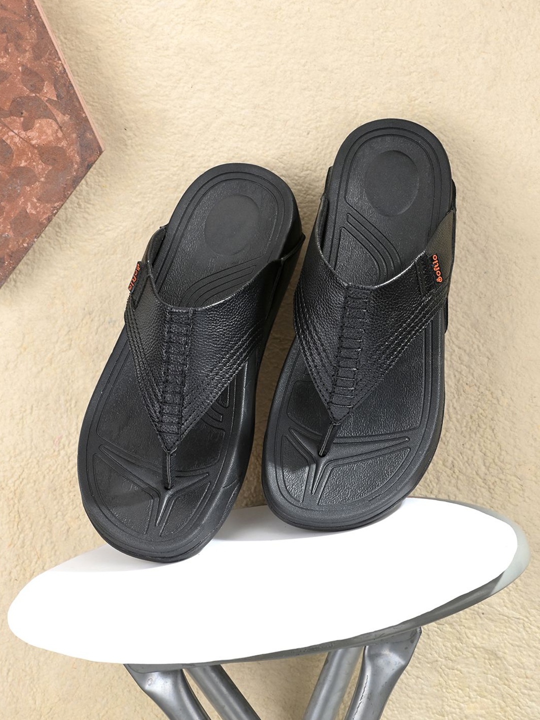 

SOFTIO Men Slip-On Comfort Sandals, Black