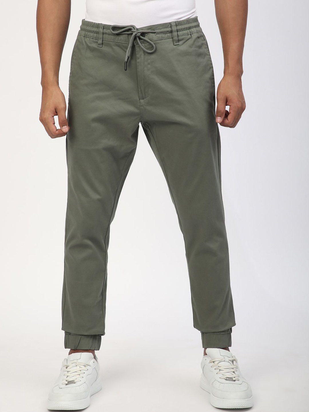 

R&B Men Mid-Rise Cotton Joggers Trousers, Green