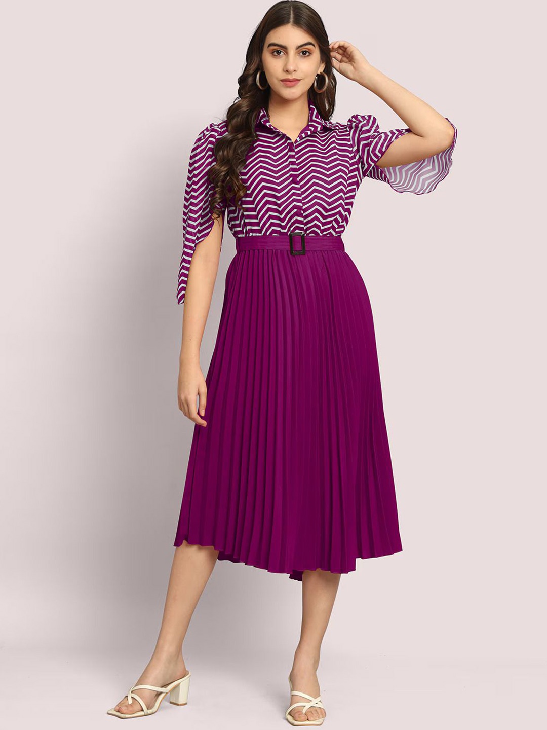 

Raiyani EnterpriseWomen Chevron Printed Georgette Fit & Flare Midi Dress, Magenta