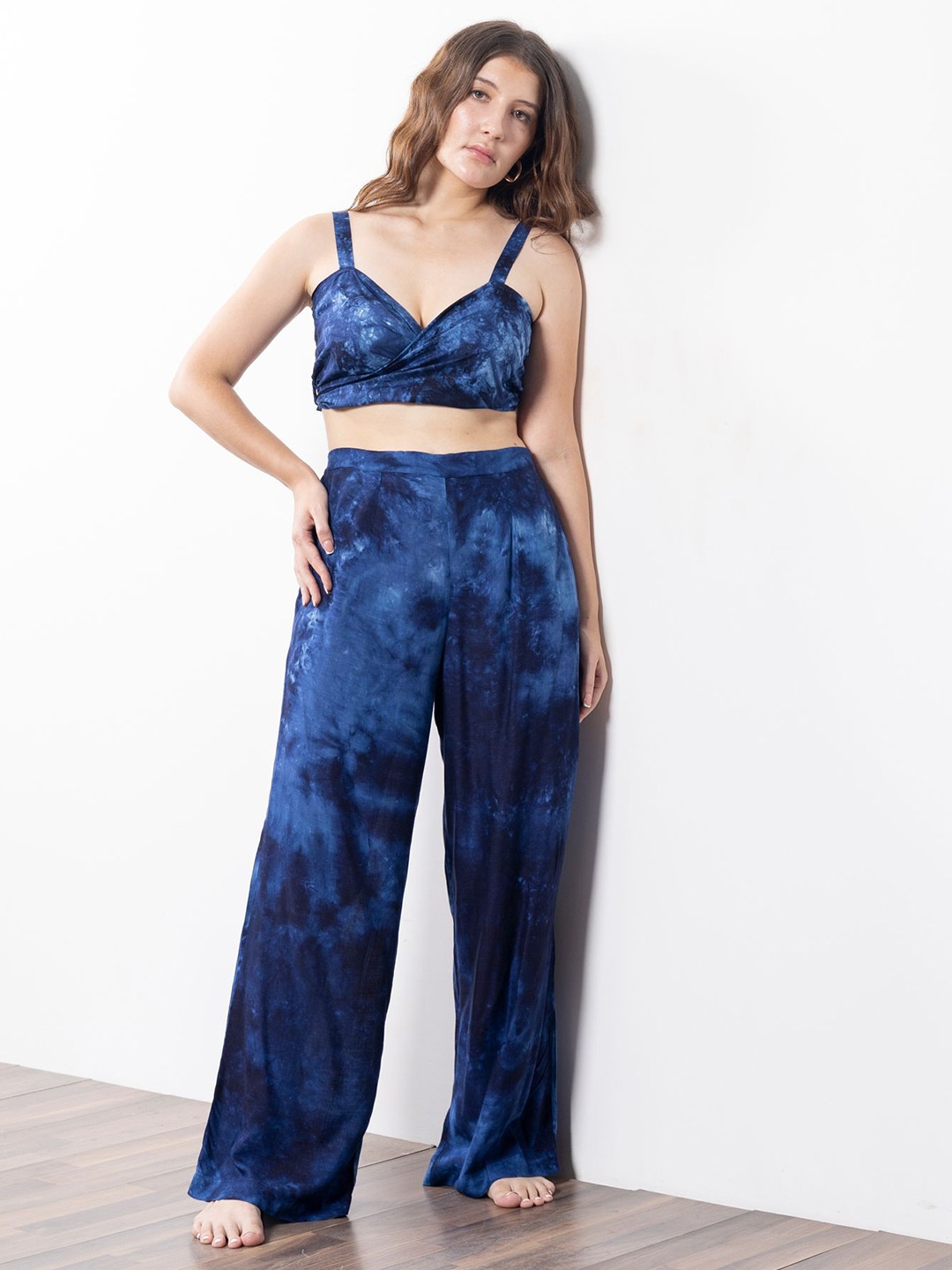 

EROTISSCH Abstract Printed Top With Trouser, Blue