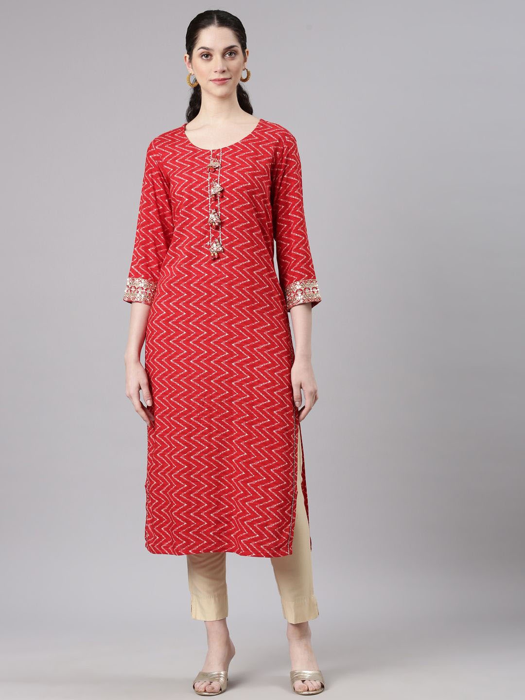 

Neerus Chevron Printed Sequinned Straight Kurta, Red