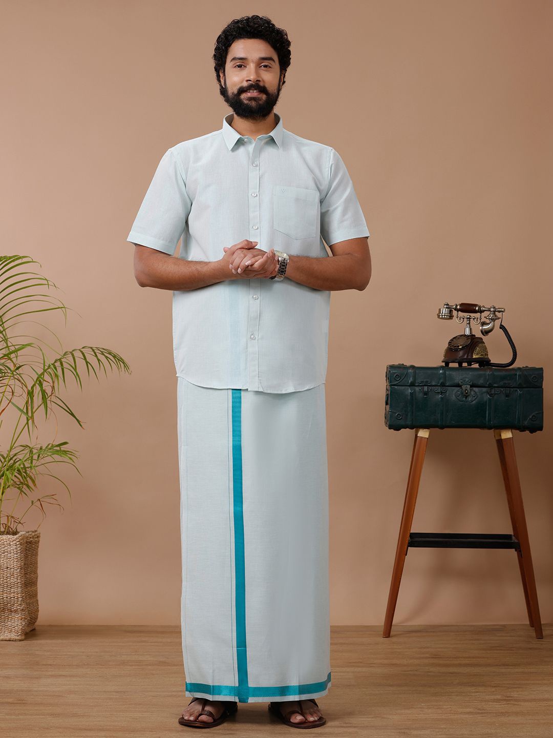 

RAMRAJ Men Cotton blend Dhoti & Half Sleeves Shirt Set, Green