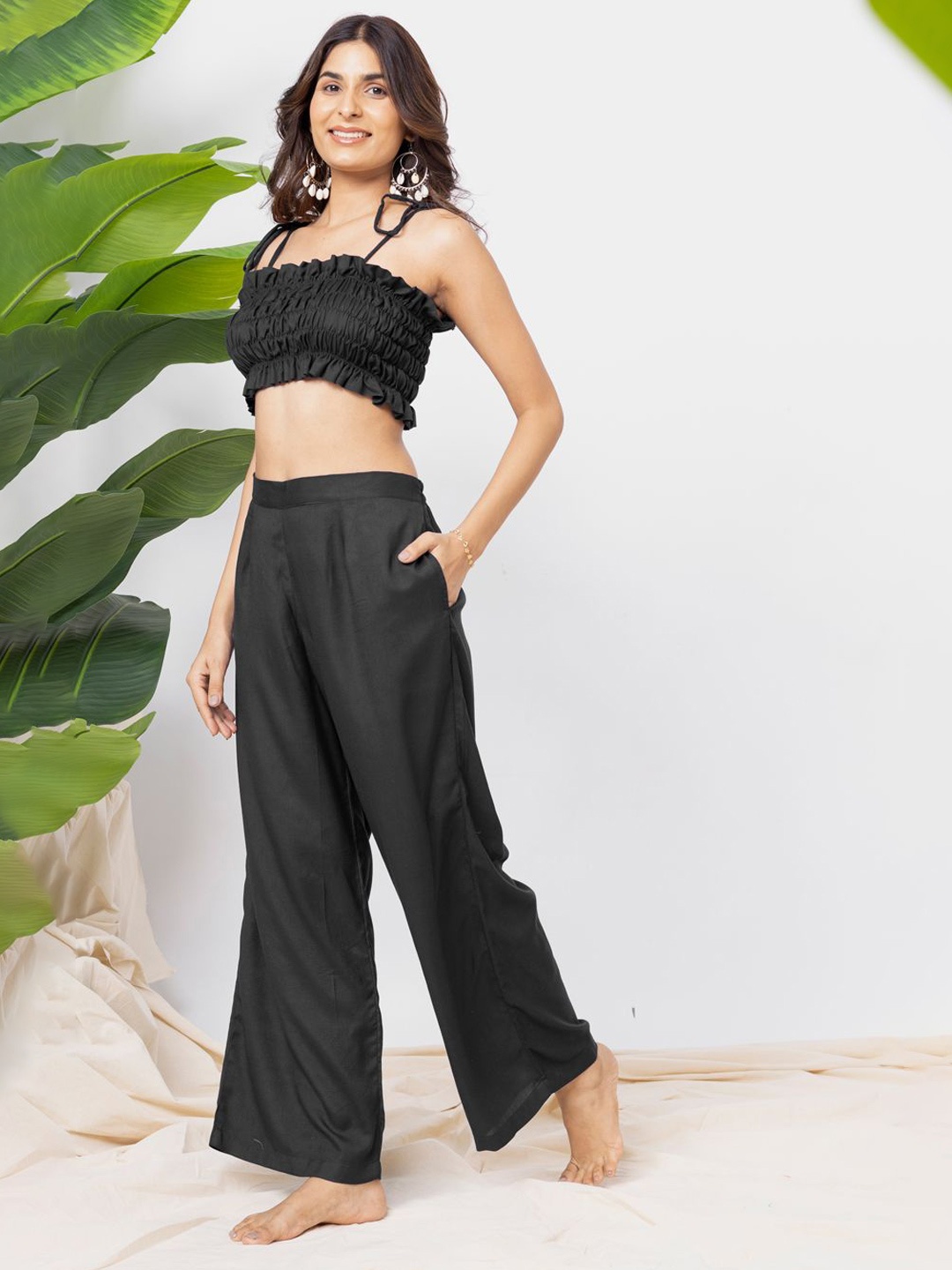 

EROTISSCH Relaxed-Fit Crop Top & Trouser, Black