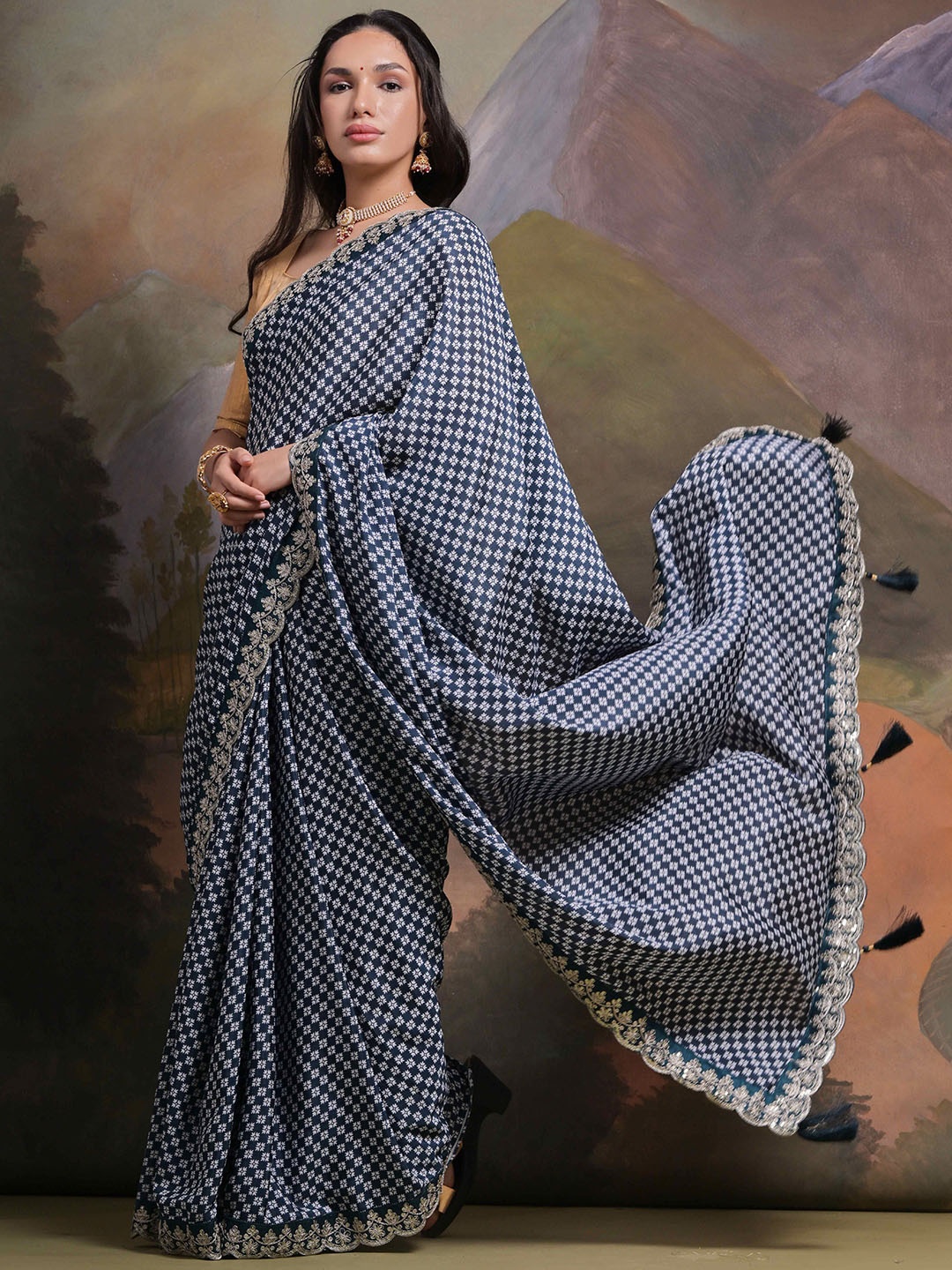 

Sangria Women Blue Floral Printed Poly Chiffon Saree With unstitched blouse piece