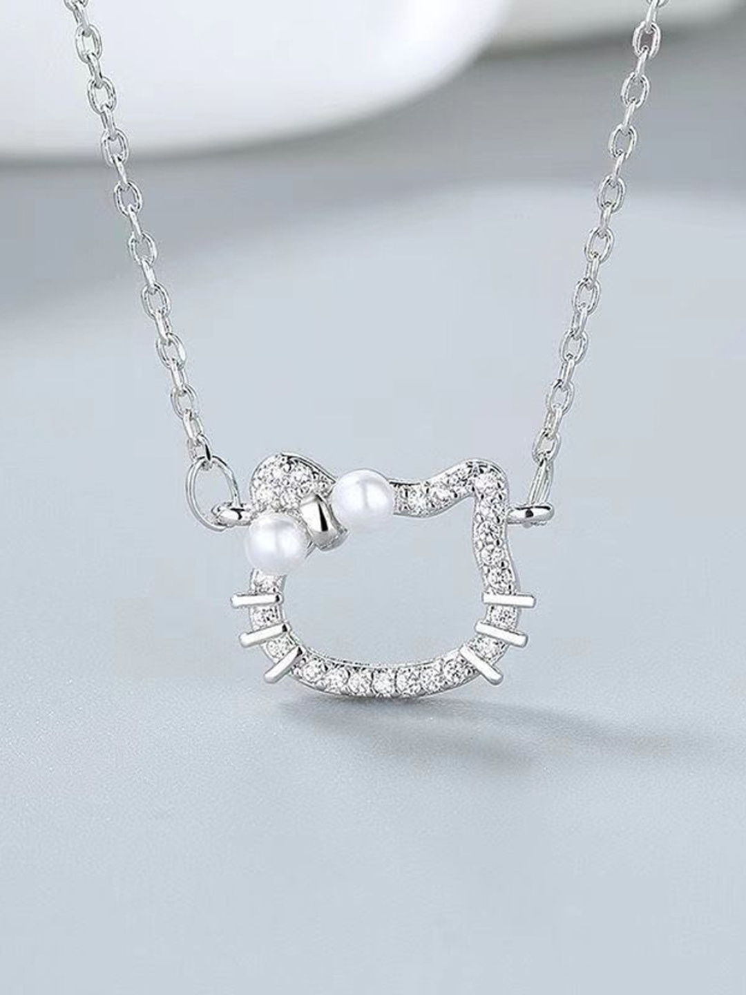

MYKI Silver-Plated Cubic Zirconia Contemporary Pendant with Chain