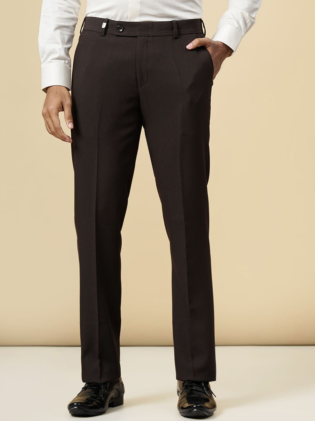 

JB STUDIO Men Slim Fit Mid-Rise Formal Trousers, Brown