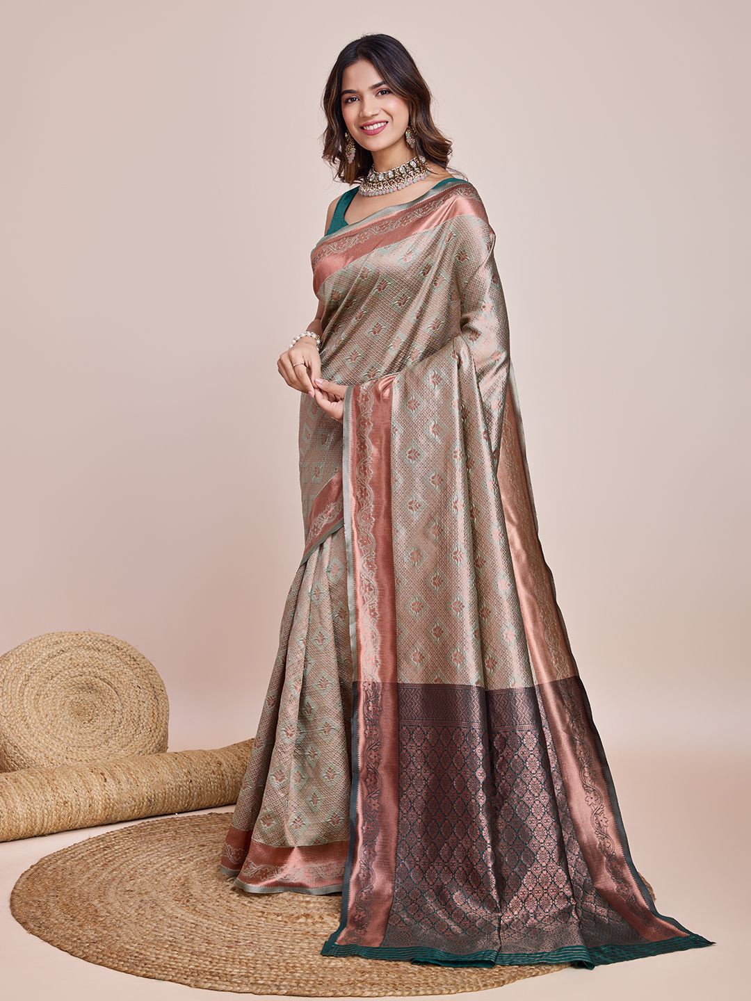

CARTYSHOP Woven Design Banarasi Saree, Olive