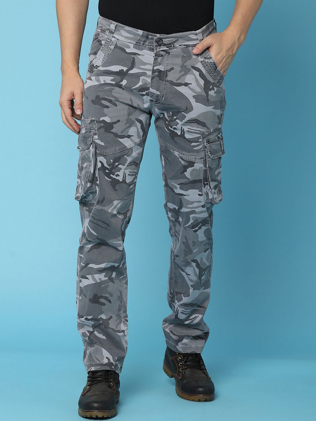 

V-Mart Men Camouflage Printed Mid-Rise Cargos, Grey