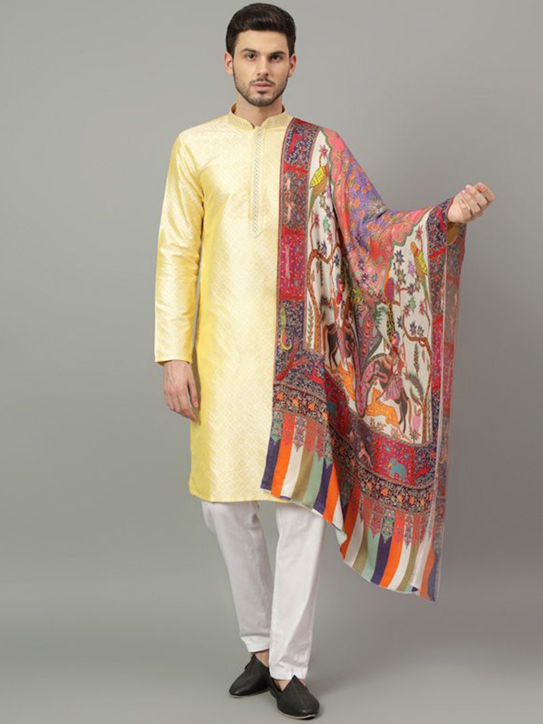 

Mizash Floral Printed Shawl, White
