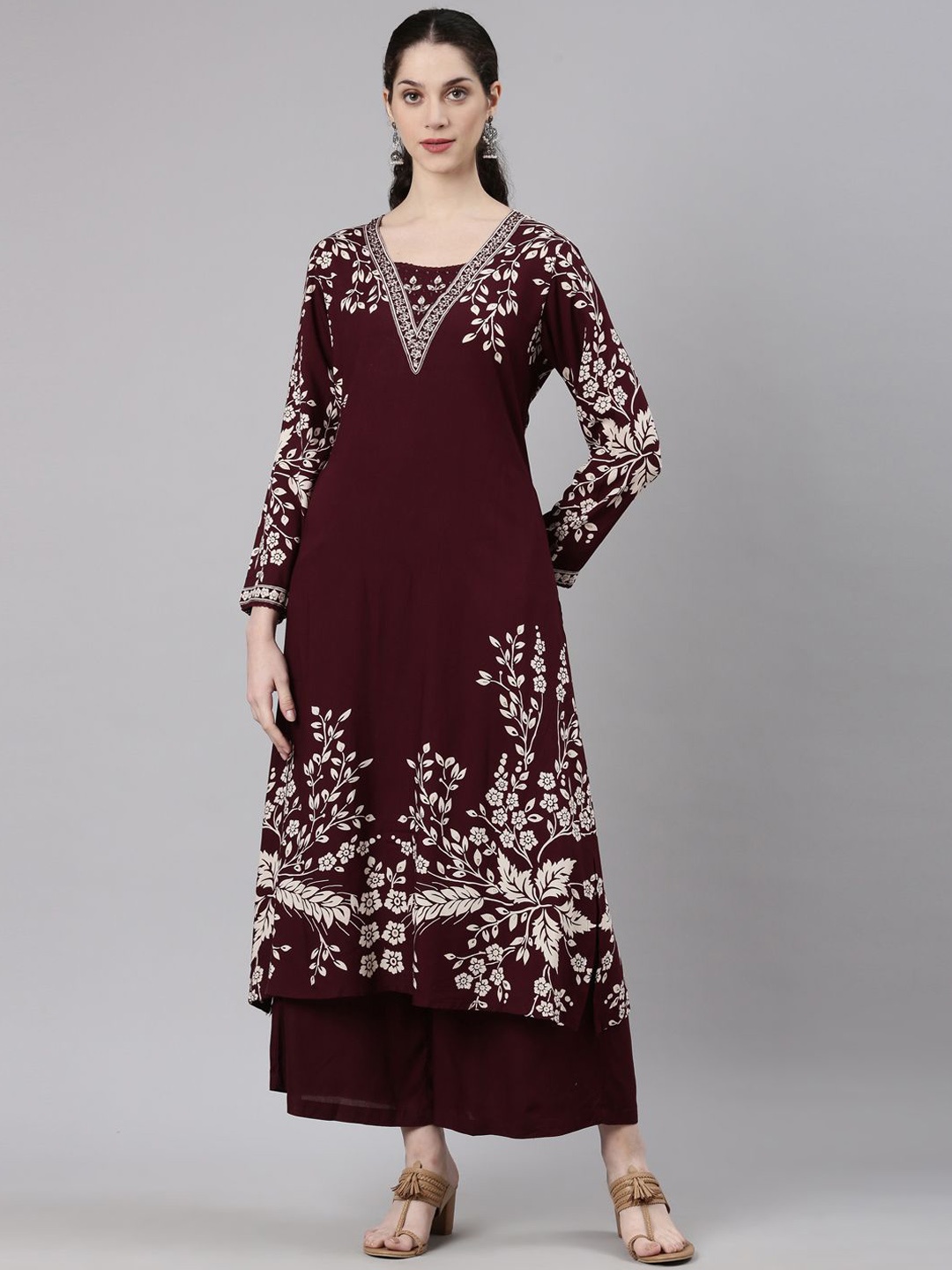 

Neerus Women Floral Printed Panelled Kurta with Palazzos, Maroon