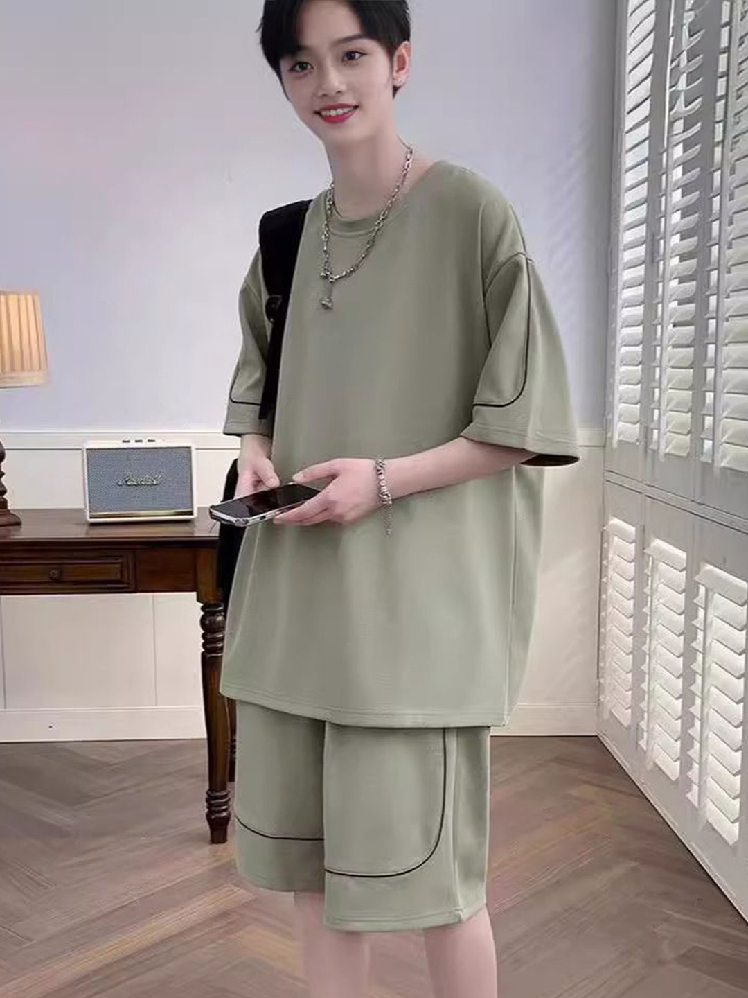 

StyleCast Green Round Neck Short Sleeves T-Shirt With Shorts