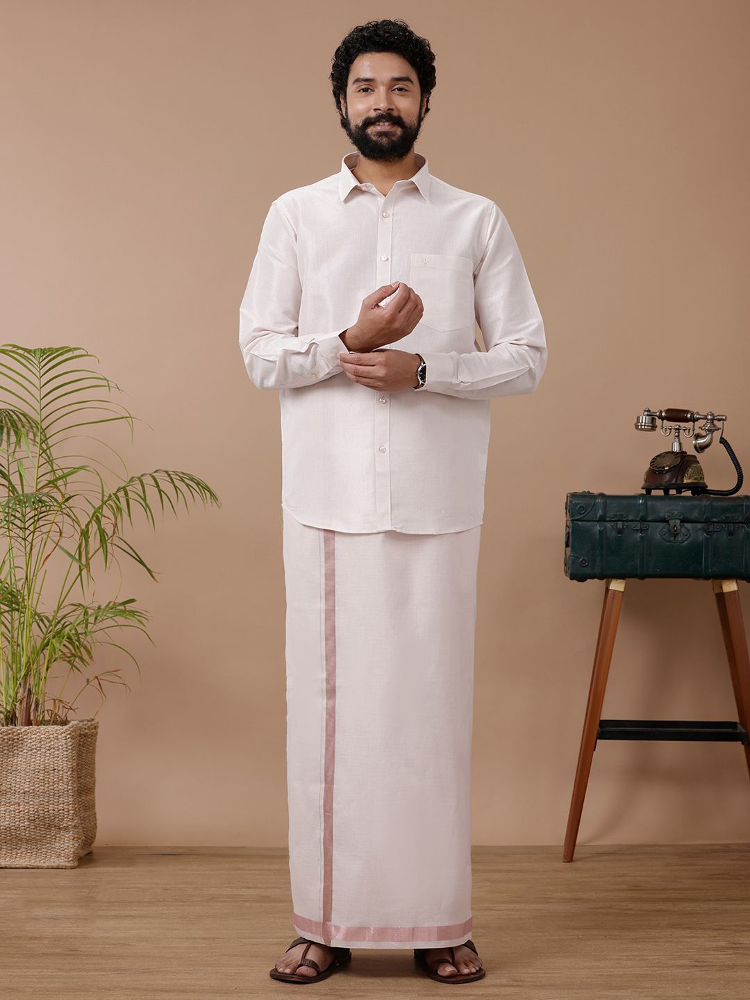 

RAMRAJ Men Cotton blend Dhoti & Full Sleeves Shirt Set, Pink