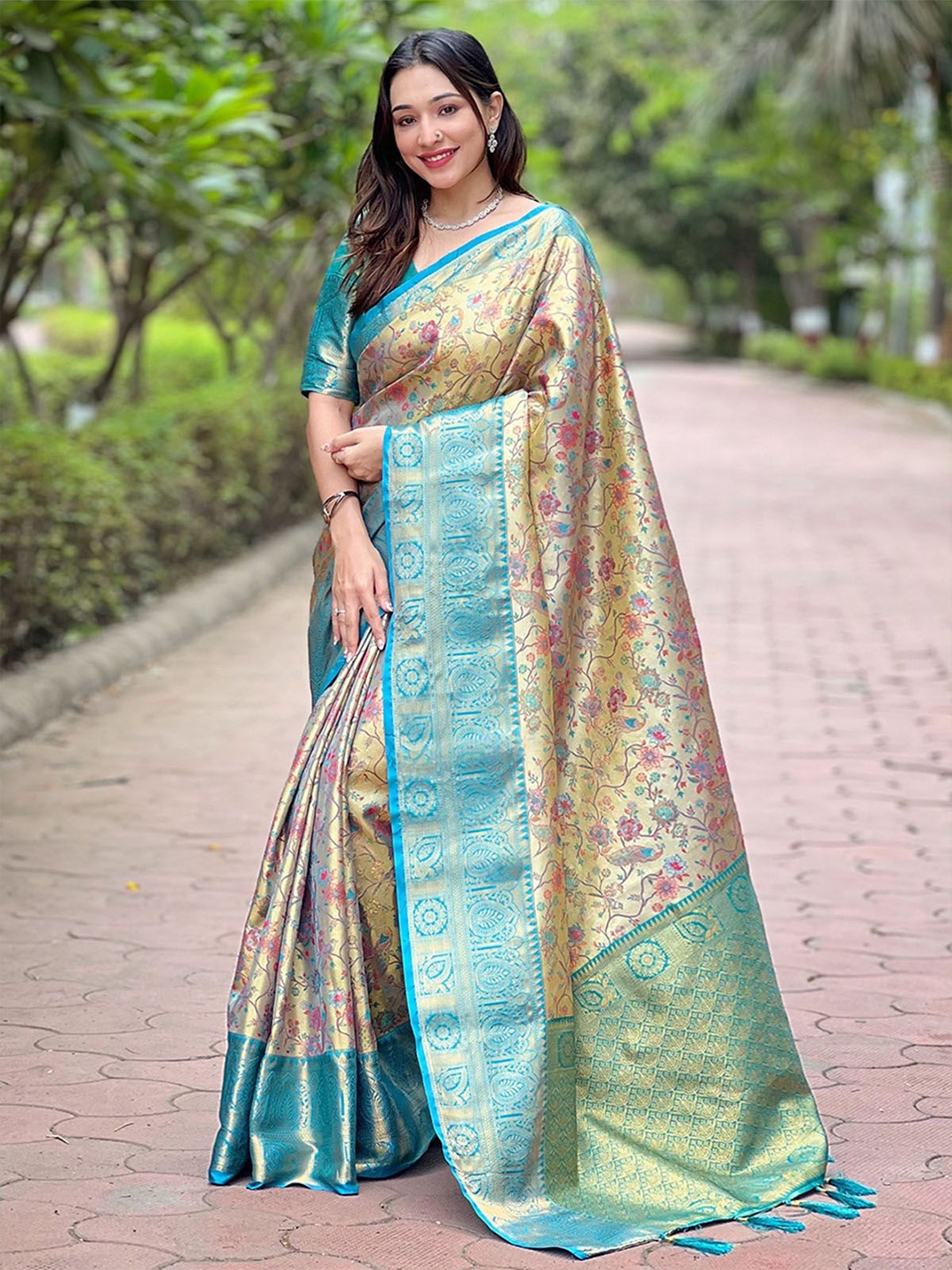 

ODETTE Floral Woven Design Zari Saree, Beige