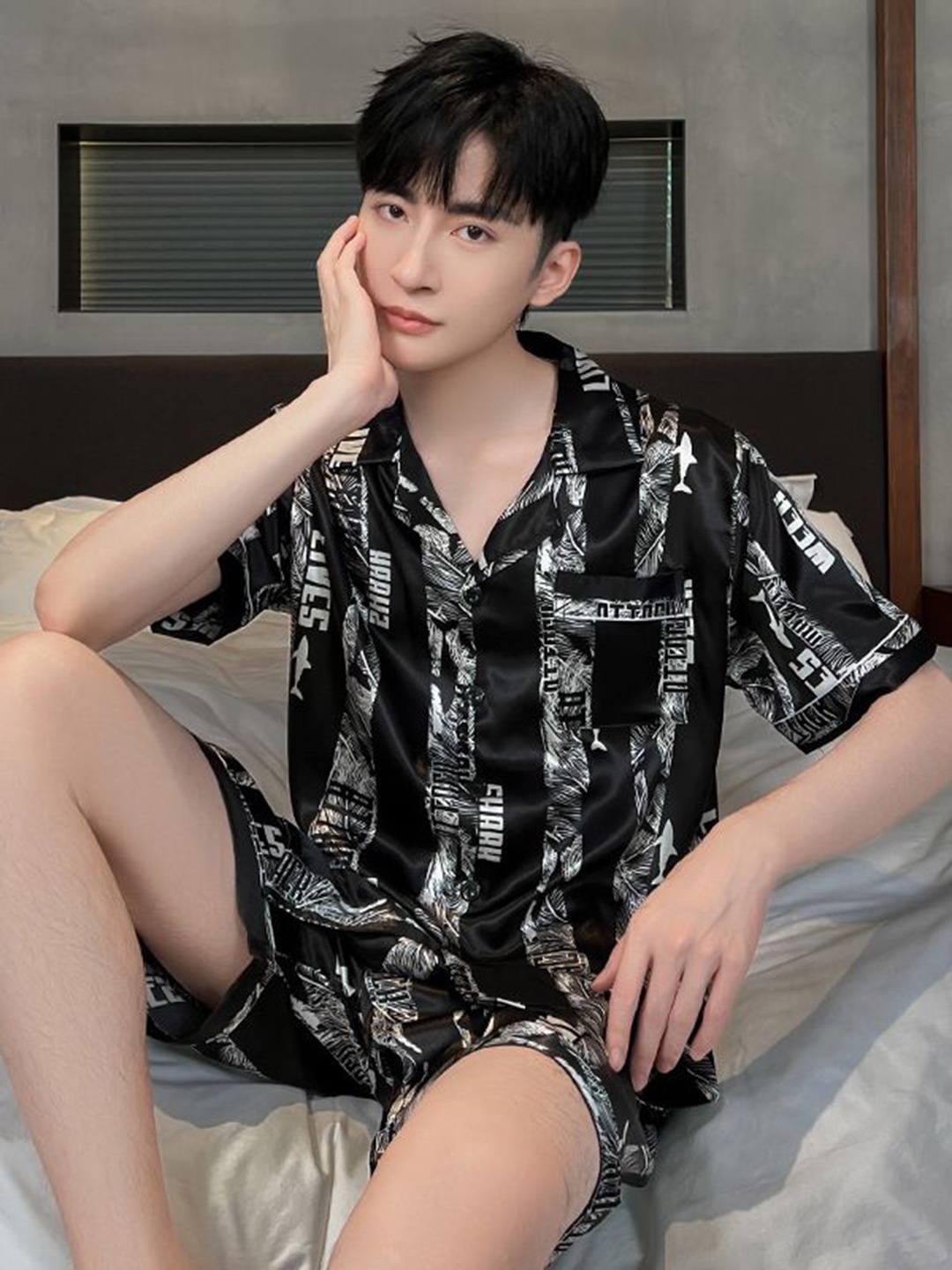 

StyleCast Black Graphic Printed Lapelled Collar Short Sleeves Casual Shirt With Shorts