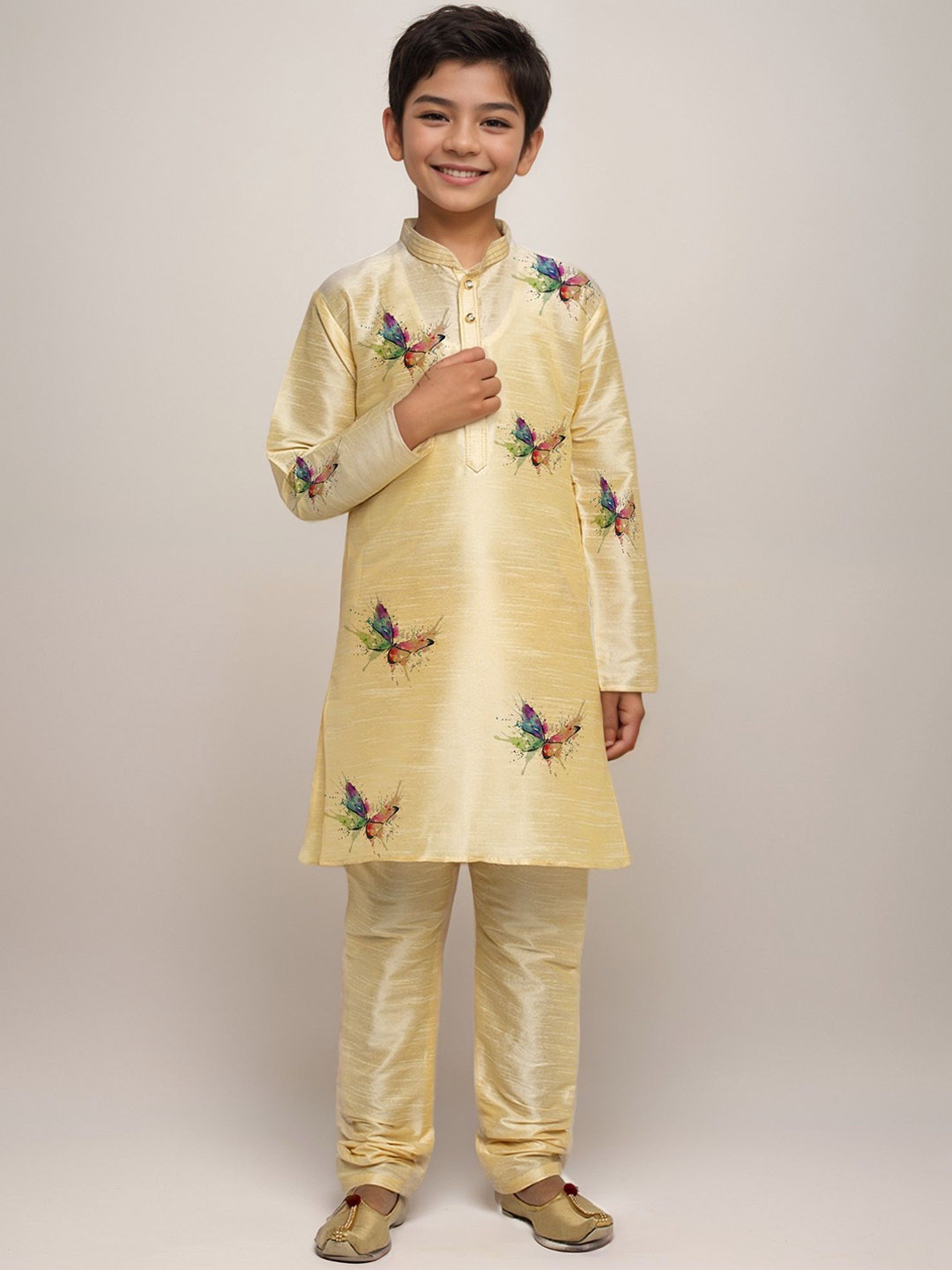 

DEVOILER Boys Ethnic Motifs Printed Mandarin Collar Straight Kurta, Beige