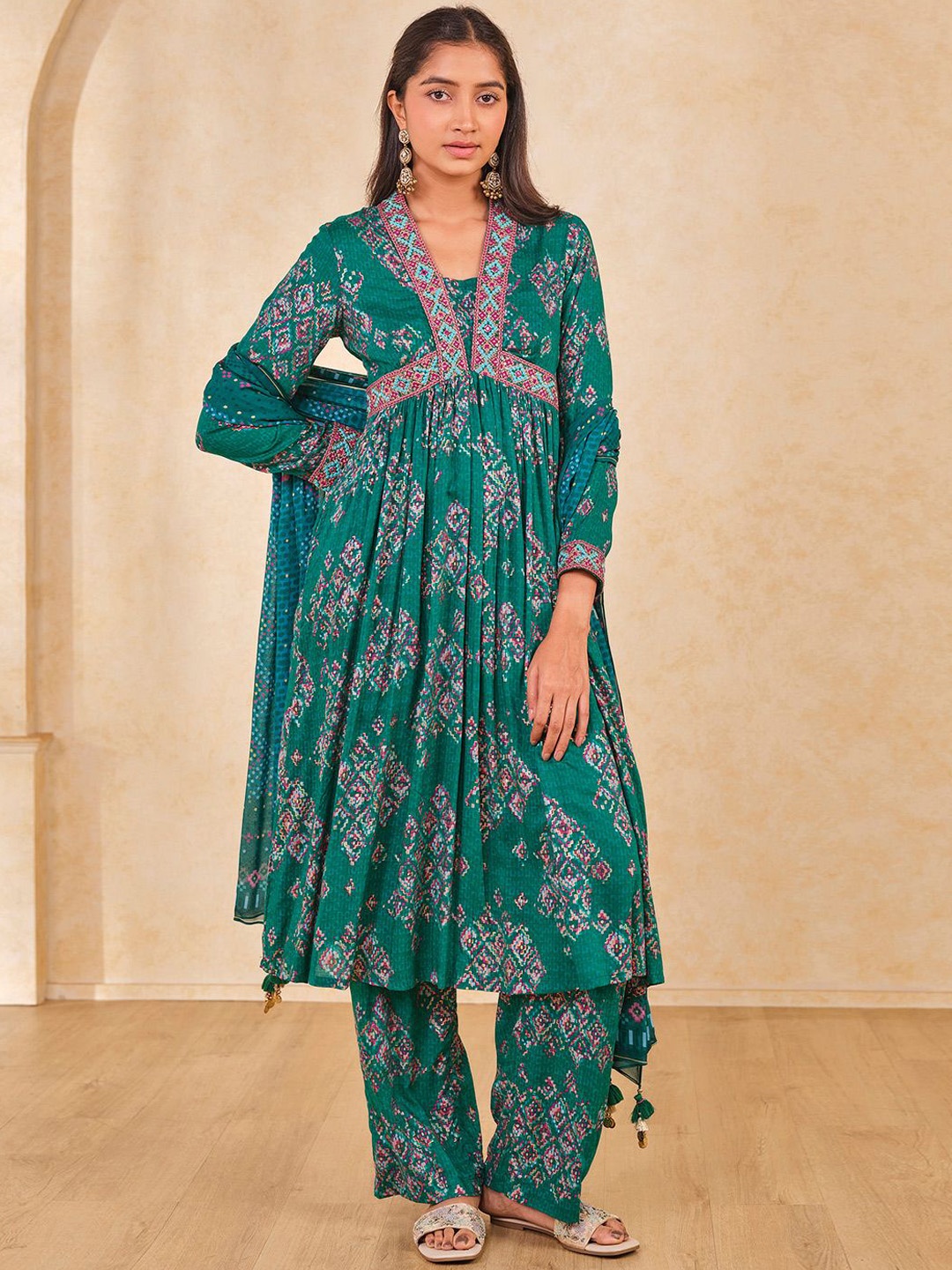 

Global Desi Floral Printed Anarkali Kurta with Palazzos & Dupatta, Green