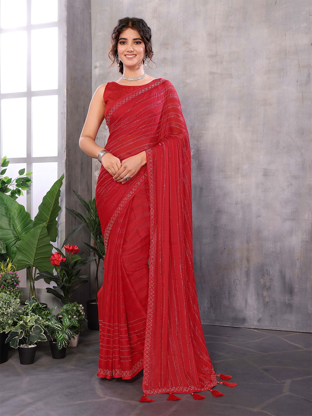 

KALINI Women Beads and Stones Fusion Saree, Red