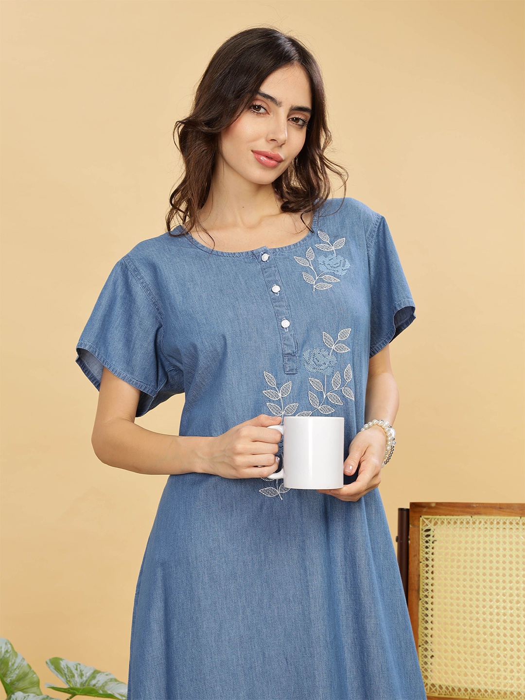 

9shines Label Women Round Neck Short Sleeves Pure Cotton Maxi Nightdress, Blue