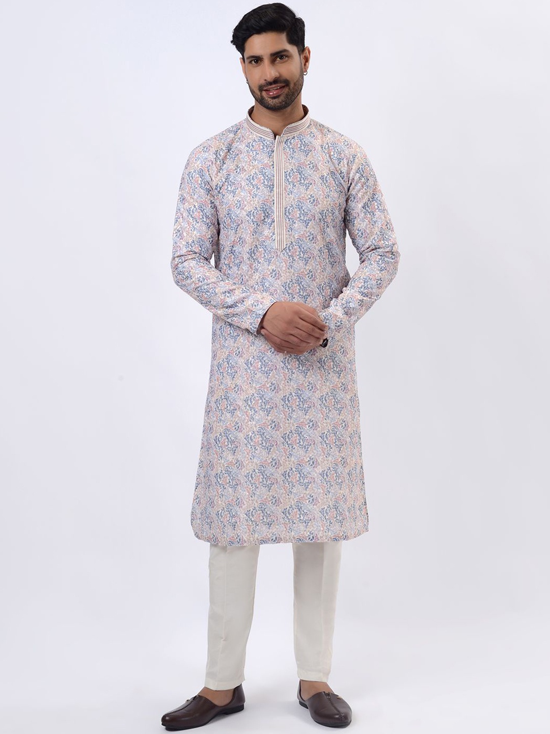 

azania Floral Printed & Embroidered Thread Work Straight Kurta with Pyjamas, Blue