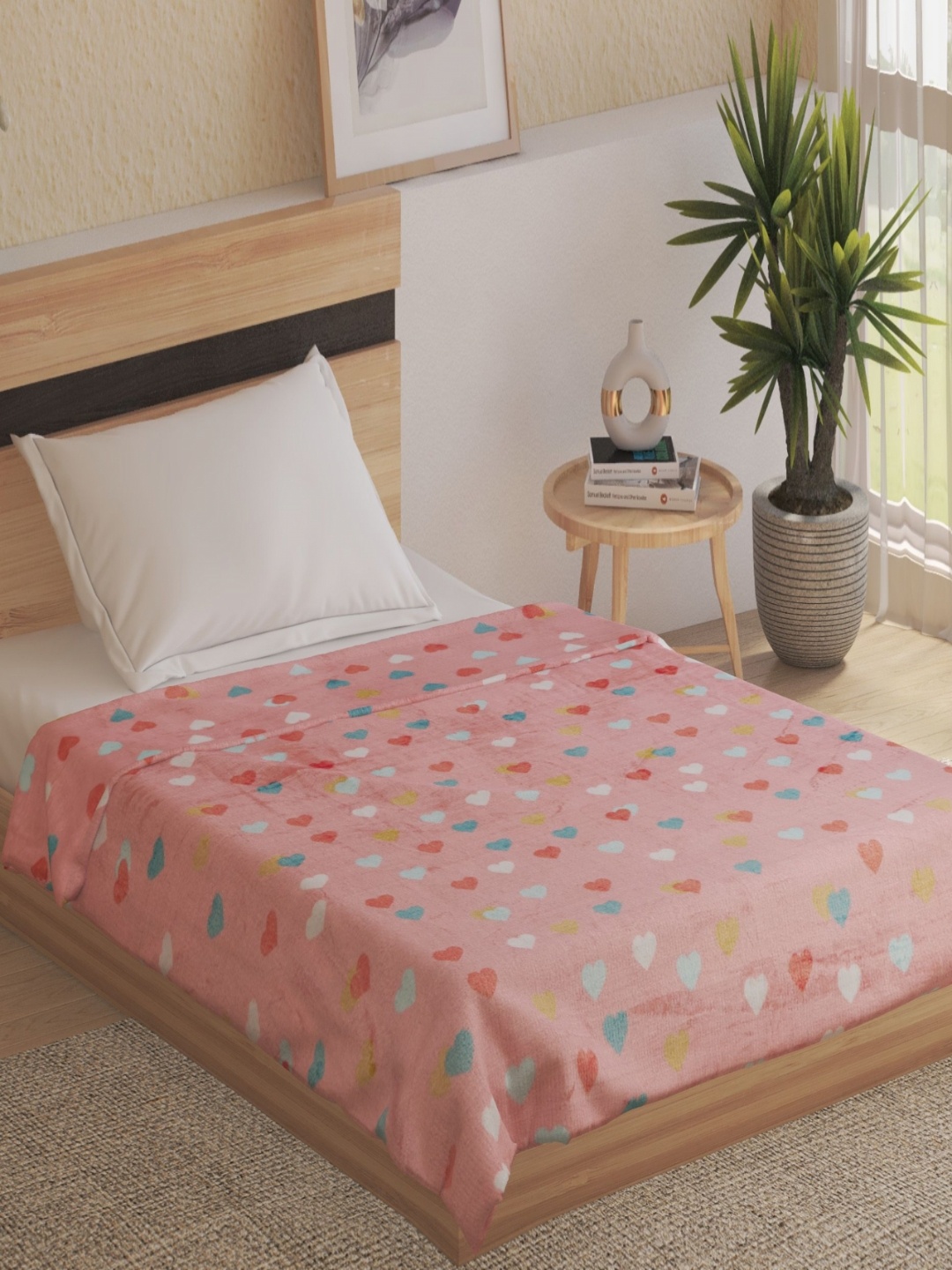 

Home Centre Slate Pink & White Hearts Printed Single Bed Blanket