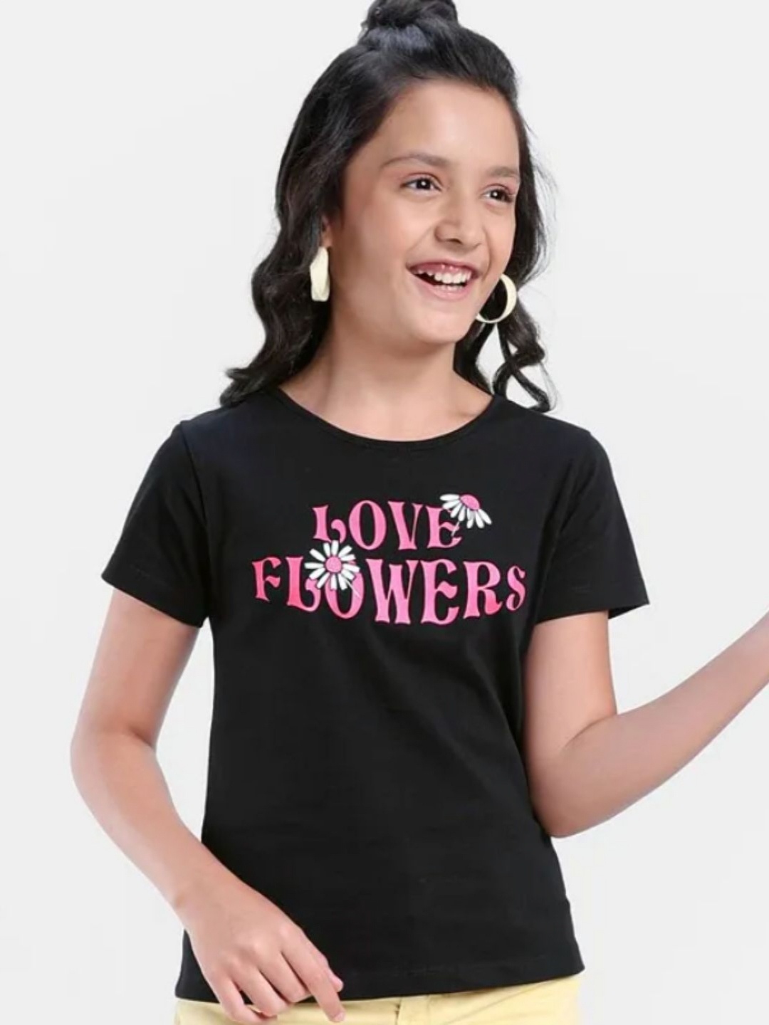 

TINY TREASURE Girls Typography Printed Round Neck Cotton T-shirt, Black