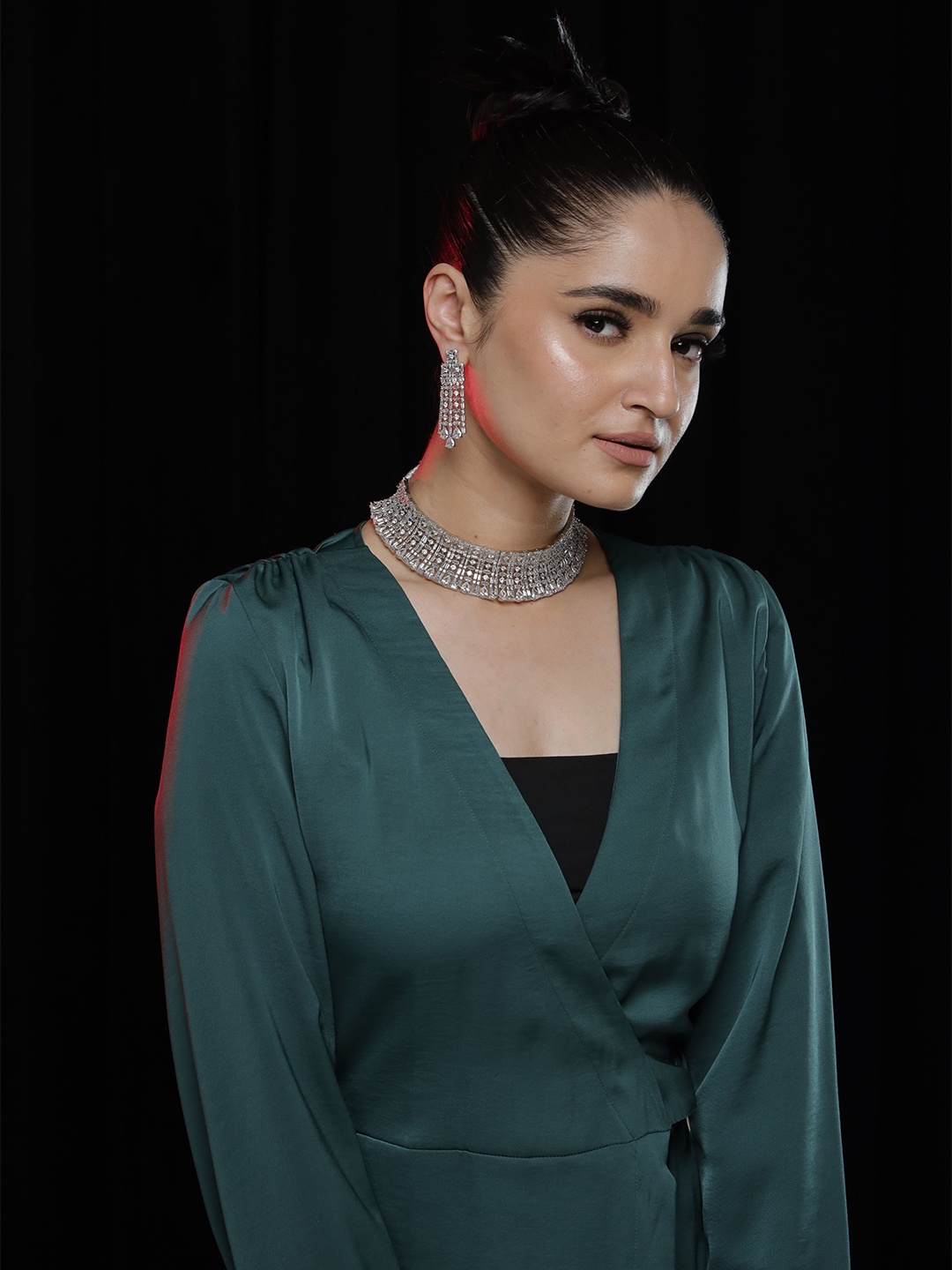 

STYLE DECO Onyx Studded Necklace and Earrings, Silver