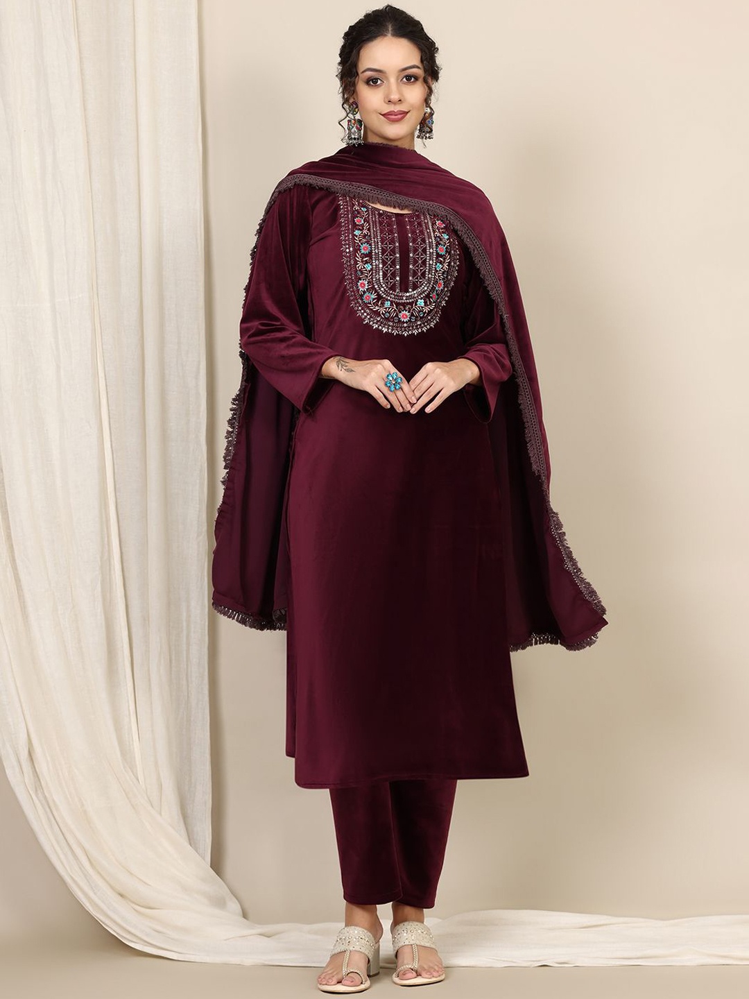 

Ziva Fashion Floral Embroidered Regular Pure Wool Straight Kurta With Trouser With Dupatta, Burgundy