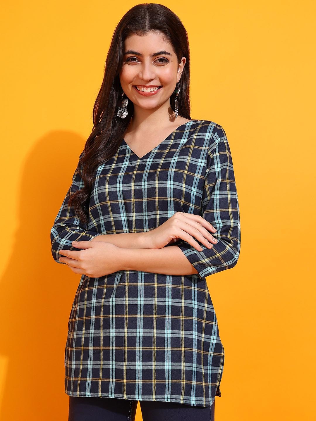 

Mialo fashion Checked V-Neck Straight Pure Cotton Short Kurta, Blue
