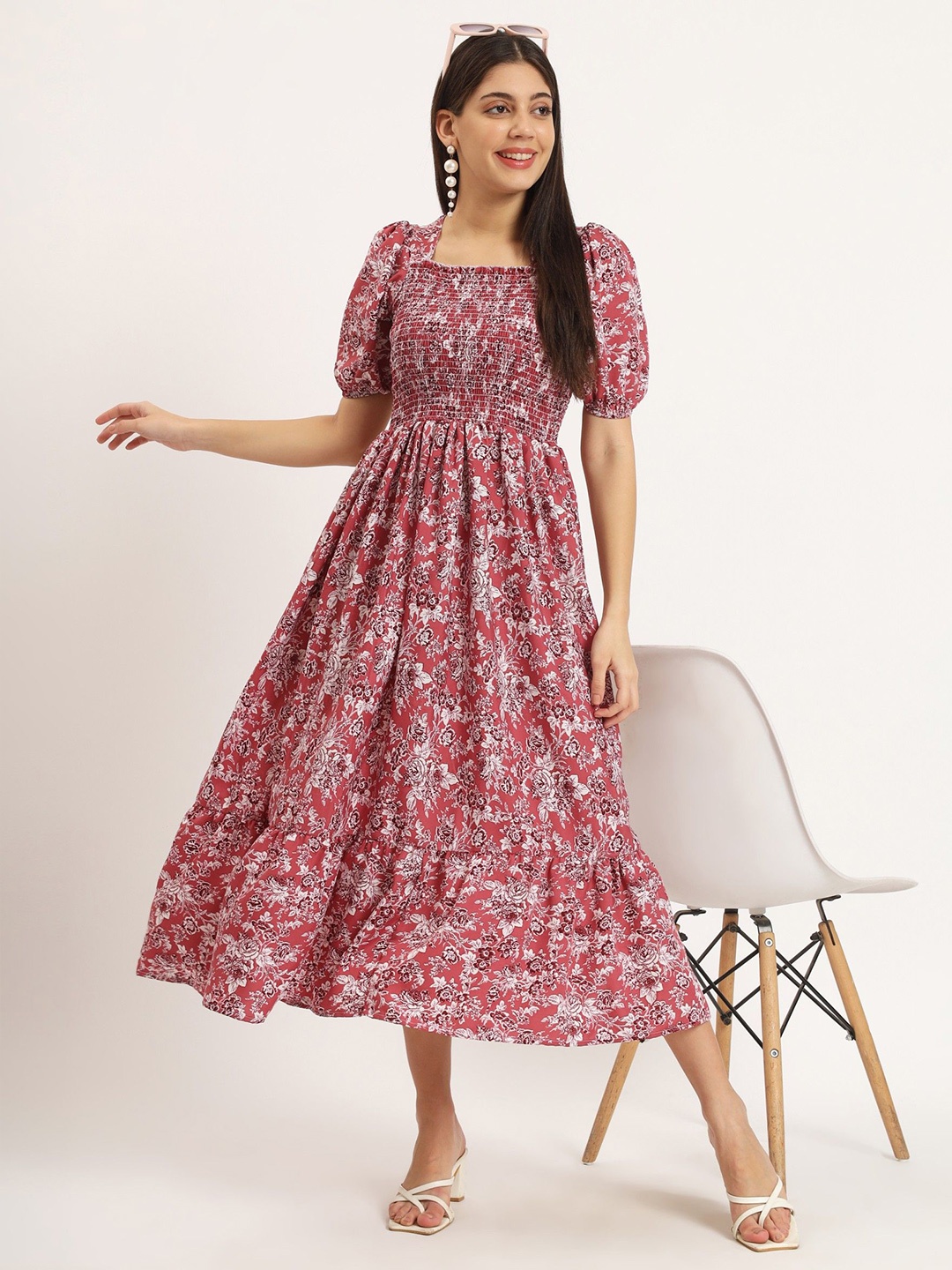 

Krunal Raiyani Women Floral Printed Fit & Flare Dress, Pink