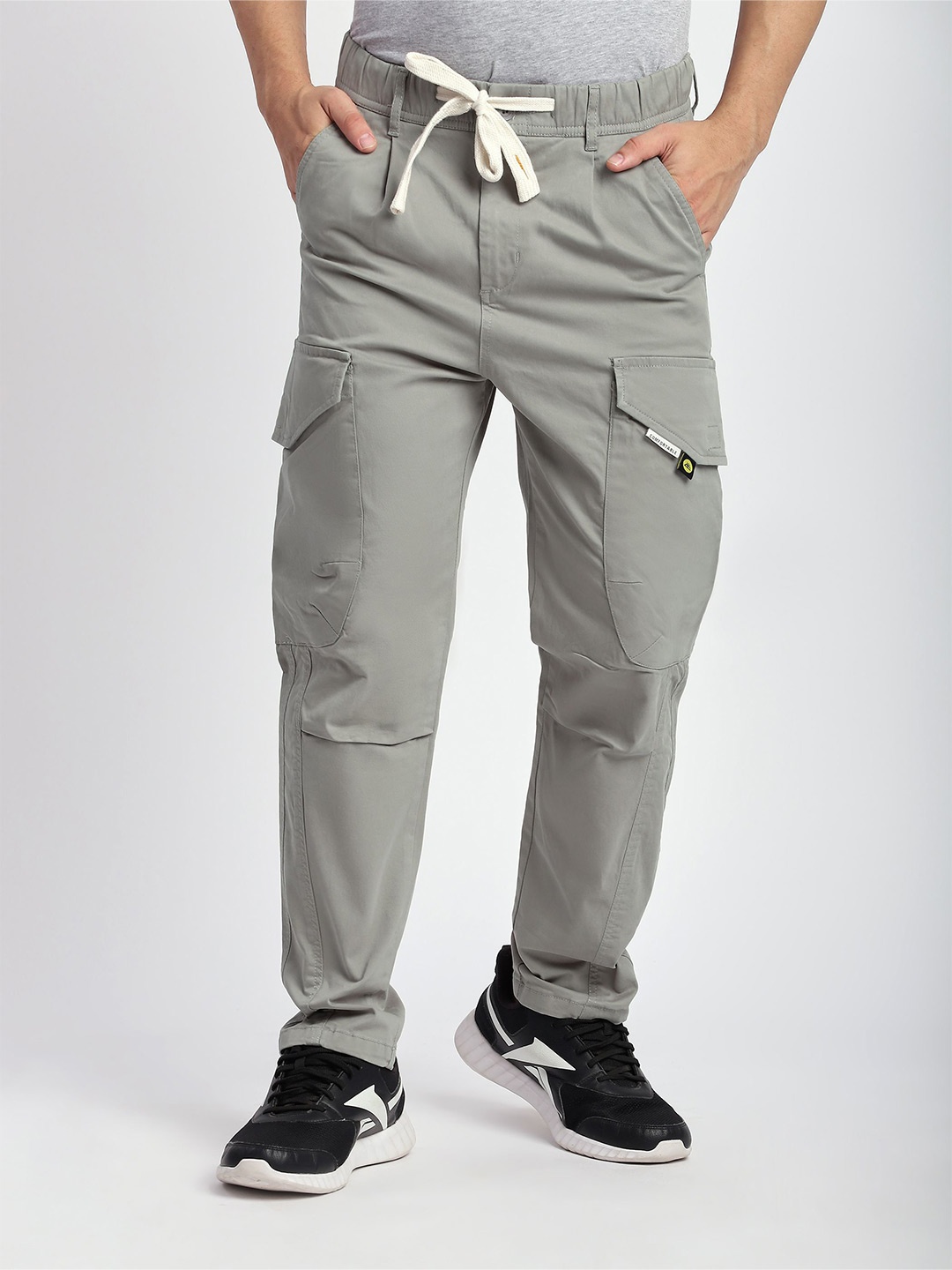 

Beyoung Men Regular Fit Cotton Cargo Trousers, Grey