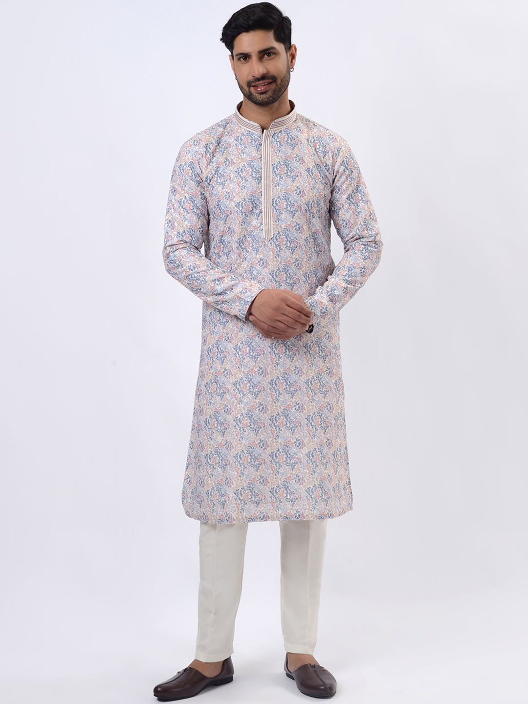 

azania Floral Printed & Embroidered Thread Work Straight Kurta with Pyjamas, Blue