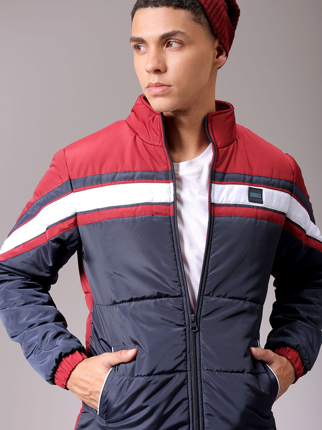 

The Indian Garage Co Men High Neck Colourblocked Puffer Jacket, Navy blue