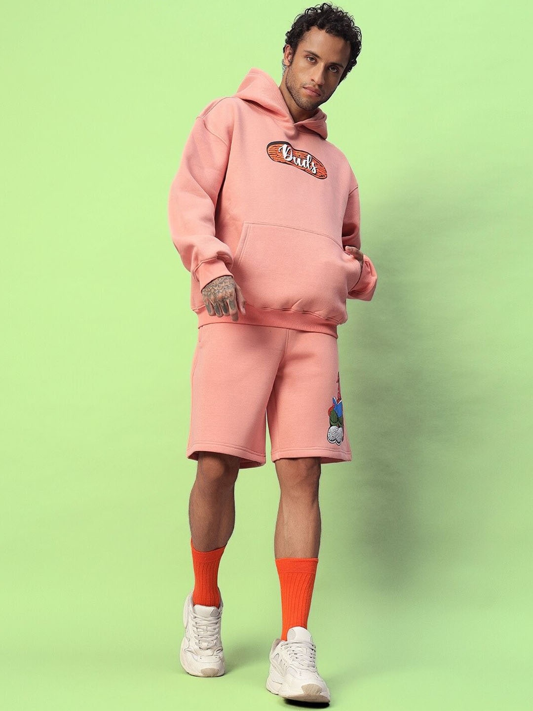 

WEARDUDS Printed Hooded Long Sleeves Sweatshirt With Shorts, Peach
