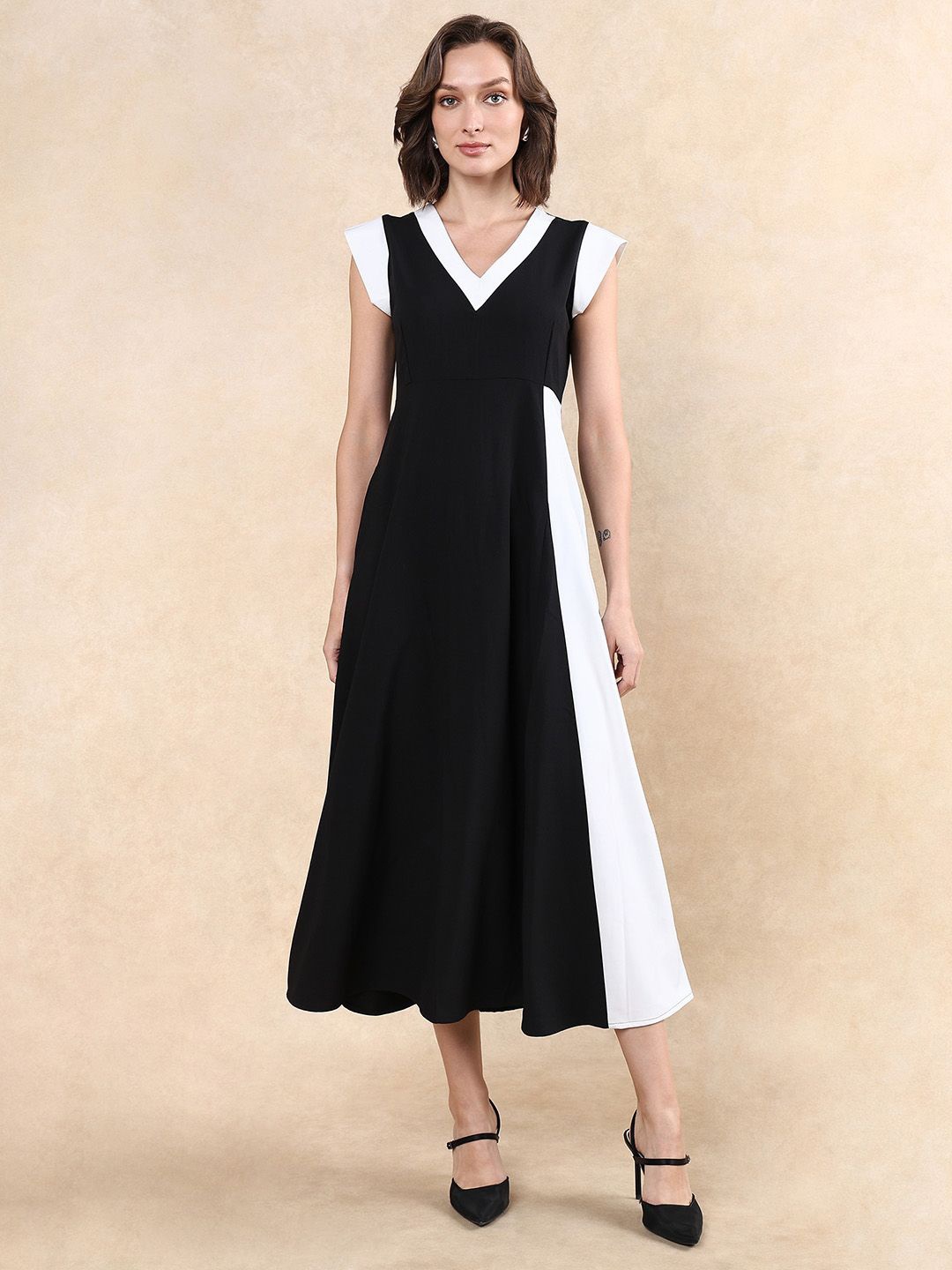 

RAREISM Women Colourblocked Formal A-Line Dress, Black