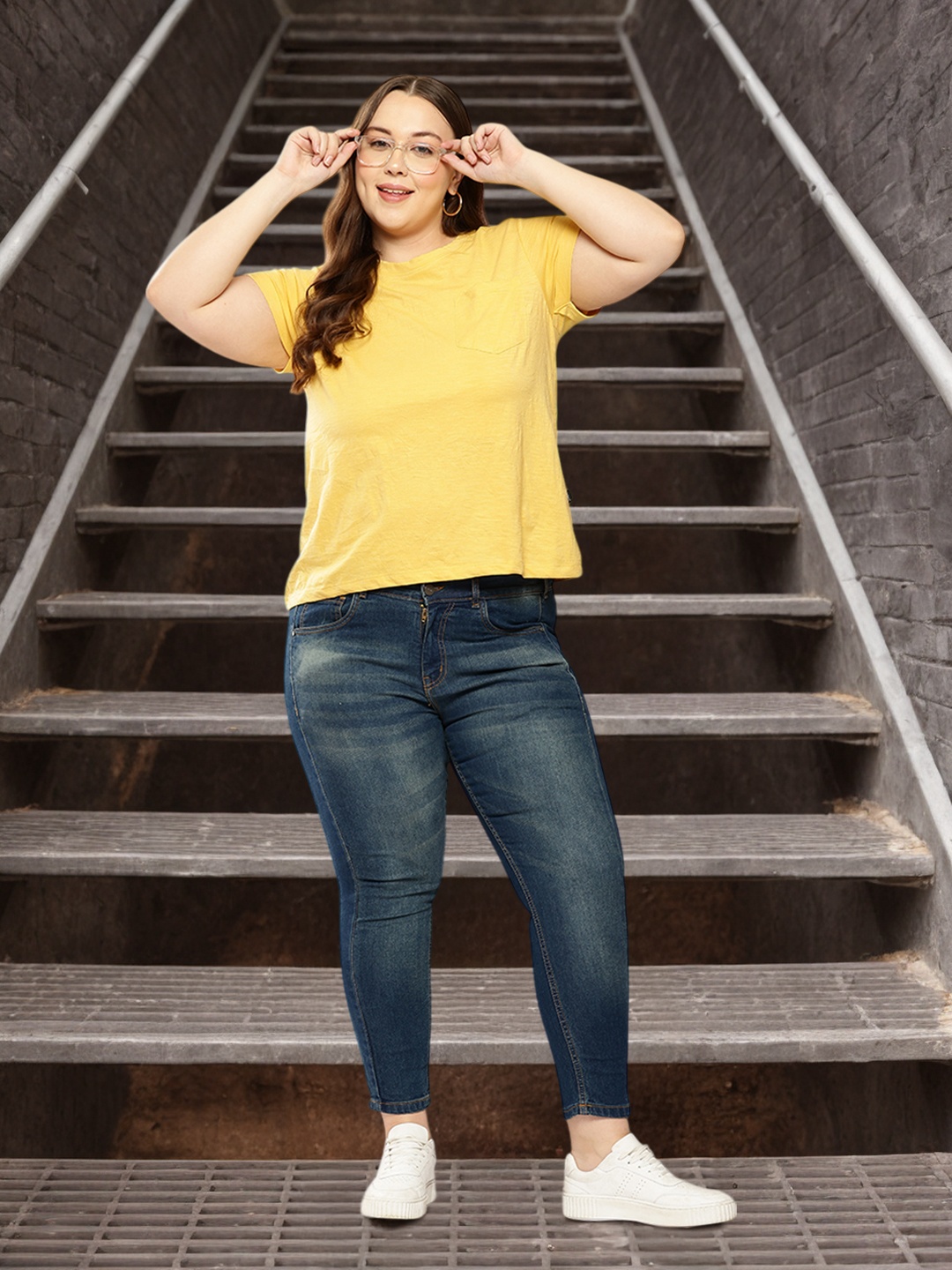

Sztori Plus Size Patch Pocket T-shirt, Yellow