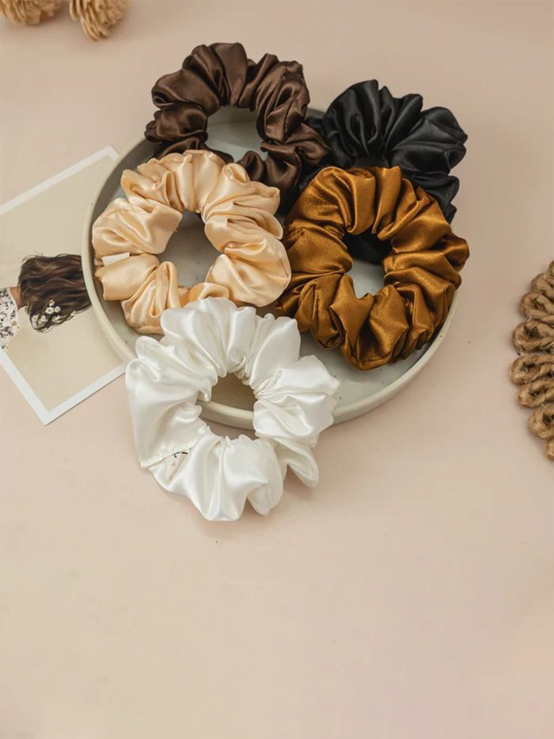 

Cutesy & Minis Women Set of 5 Ponytail Holders, White