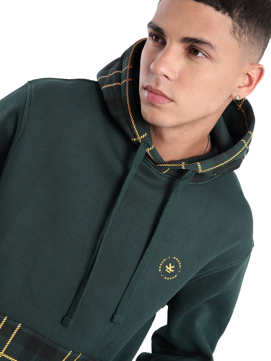 

WROGN Men Cotton Green Printed Long Sleeves Pullover Hooded Neck Sweatshirt