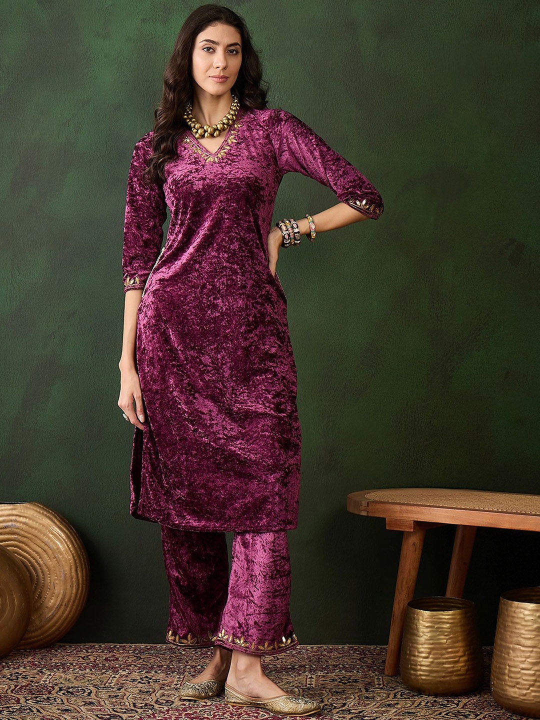 

Sangria Floral Yoke Design Gota Patti Velvet Straight Kurta With Palazzo, Mauve